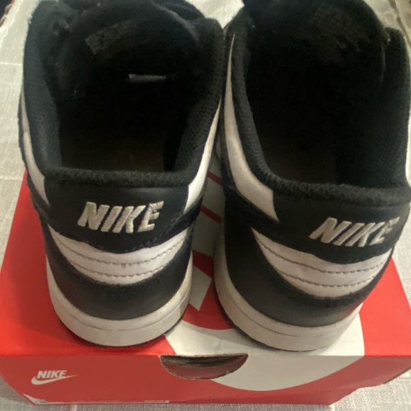 Nike Dunk Low Panda Black/White Kids Sneakers - SZ 2 Y - Picture 4 of 8
